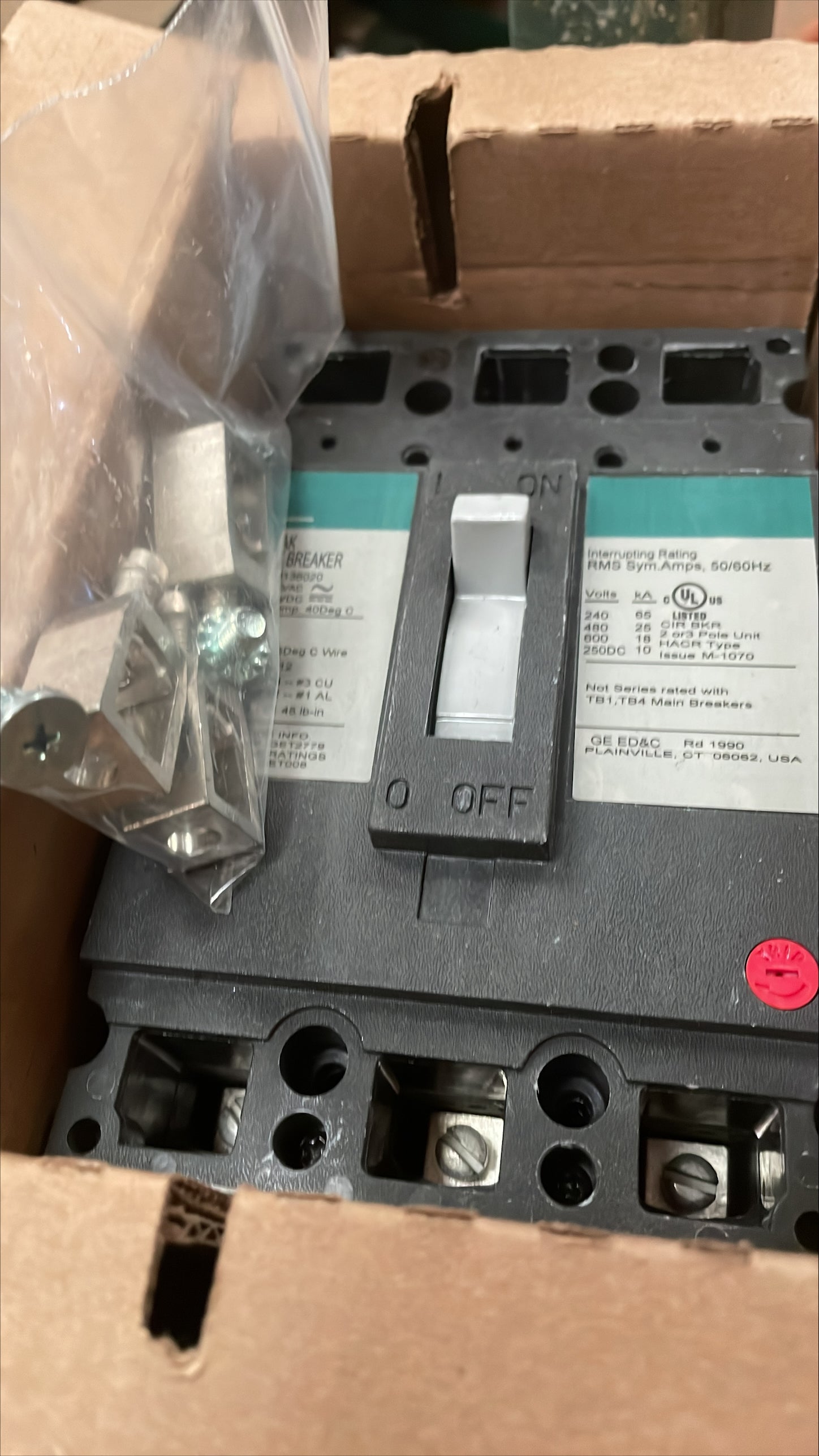 General Electric THED136020 3 Pole Circuit Breaker – New Surplus