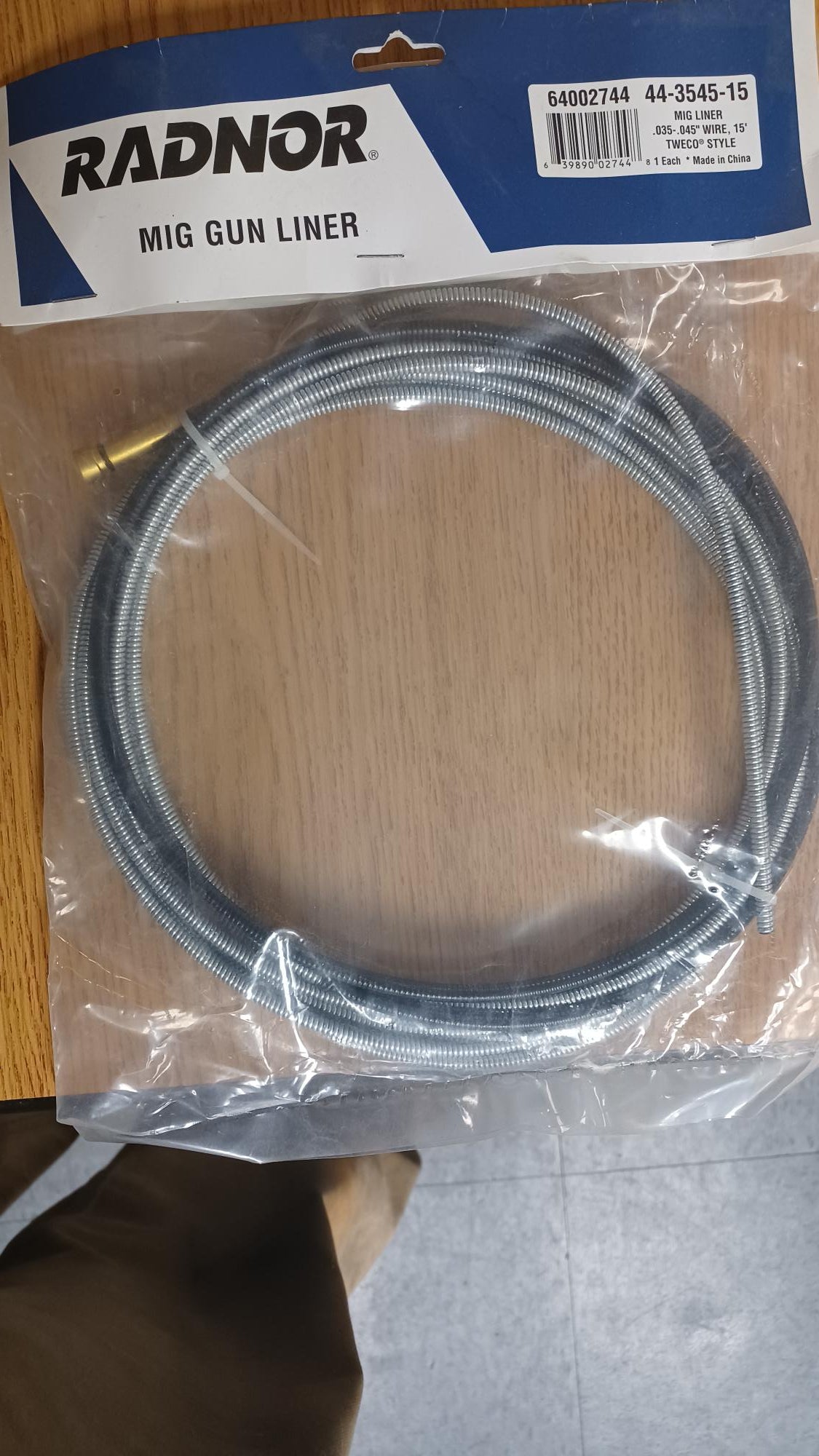 Radnor 64002744 44-3545-15 mig liner .035-.045 wire 15′ – New Surplus