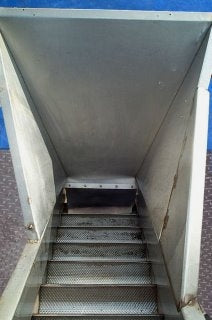 Elevated Conveyor, Stainless Steel